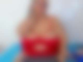 Live cam show with salome - Granny on Mixed Magazine Live