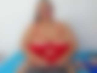 Live cam show with salome - Granny on Mixed Magazine Live