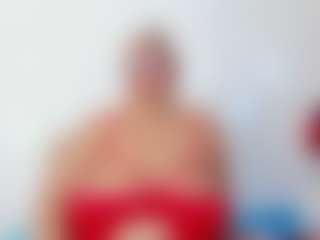 Live cam show with salome - Bikini on CamwithHer
