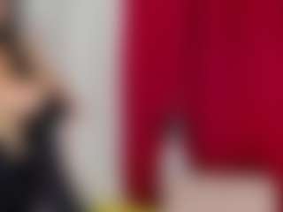 Live cam show with salome - Granny on Camsoda
