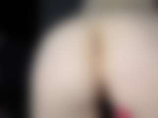 Show de cam en direct de Hornyyyyyy.Wet.Voyeur.Momyyyy