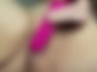 Hornyyyyyy.Wet.Voyeur.Momyyyy's Live Sex Cam Show