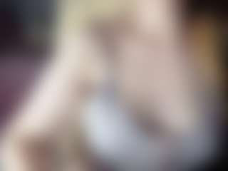Hornyyyyyy.Wet.Voyeur.Momyyyy's Live Sex Cam Show