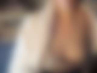 Hornyyyyyy.Wet.Voyeur.Momyyyy MILF webcam performer live streaming
