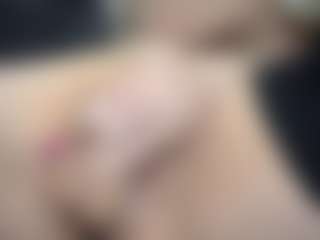 Hornyyyyyy.Wet.Voyeur.Momyyyy's Live Sex Cam Show