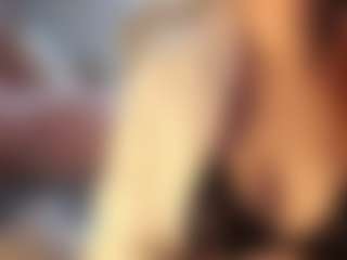 Hornyyyyyy.Wet.Voyeur.Momyyyy's Live Sex Cam Show
