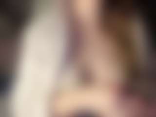 Hornyyyyyy.Wet.Voyeur.Momyyyy MILF webcam performer live streaming