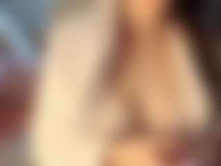 Live cam show with Hornyyyyyy.Wet.Voyeur.Momyyyy - Middle Aged on Dolls Live