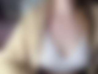 Hornyyyyyy.Wet.Voyeur.Momyyyy's Live Sex Cam Show