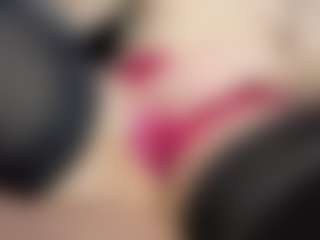 Hornyyyyyy.Wet.Voyeur.Momyyyy's Live Sex Cam Show