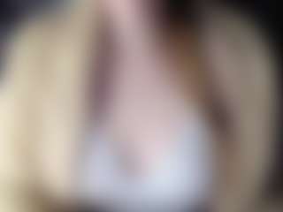 Live cam show with Hornyyyyyy.Wet.Voyeur.Momyyyy - Cowgirl on SinfulBabes