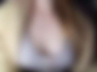 Hornyyyyyy.Wet.Voyeur.Momyyyy's Live Sex Cam Show