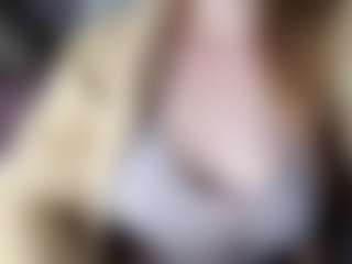 Live cam show with Hornyyyyyy.Wet.Voyeur.Momyyyy - Dirty on Milfs Live