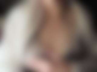 Hornyyyyyy.Wet.Voyeur.Momyyyy's Live Sex Cam Show
