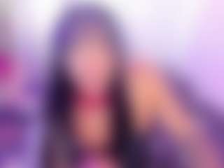 Live cam show with Danieladollts - Tease on TottyGirls