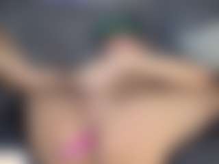 Live cam show with David-laidd - Brown Eyes on Camsoda
