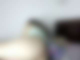 Live cam show with stephybrowm7 - Living Room on Soda Cam