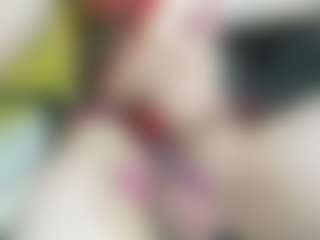 Live cam show with HeidySumers - Smoking on Camsoda