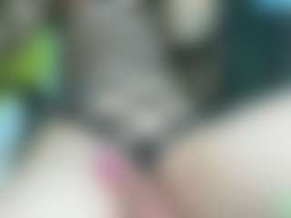 Live cam show with HeidySumers - Tease on TastyBlacksLive