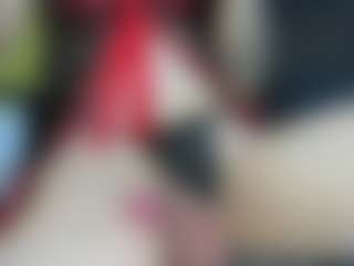 Live cam show with HeidySumers - Tiny Tits on luckytryst.com