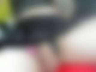 Live cam show with HeidySumers - Smoking on liverealitysex.com