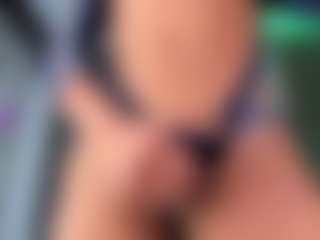 Live cam show with Ethaan cox - Brunette Hair on Cam Slut