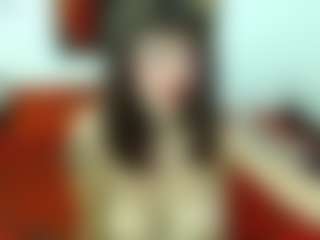 Live cam show with Kataleya - Big Clit on slutload