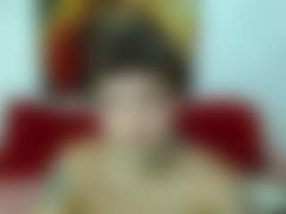 Live cam show with Kataleya - Oil on StripNow