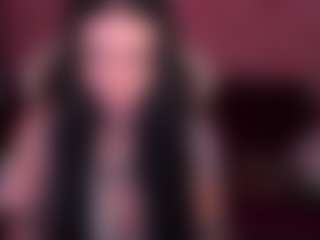 Live cam show with AmberDismond - Bedroom on Dare Cams