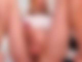 Divaandrea19's Live Sex Cam Show
