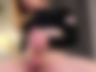 Divaandrea19's Live Sex Cam Show