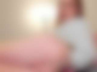 Divaandrea19's Live Sex Cam Show