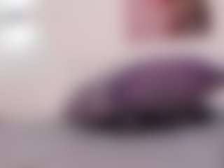 Live cam show with Divaandrea19 - Fake Tits on fapnchat