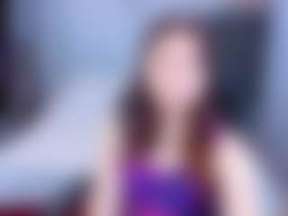 Live cam show with SabrinaLee - Brown Eyes on CamwithHer