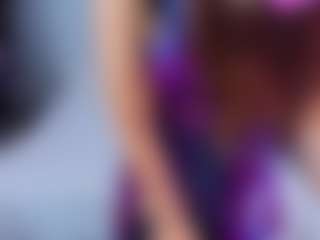 Live cam show with SabrinaLee - Polish on Milf Play