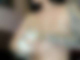 reynnna1's Live Sex Cam Show