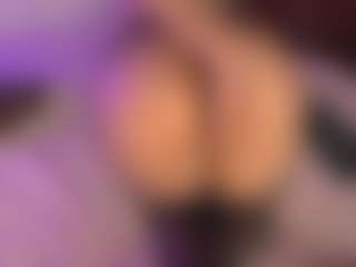 ElizabethMansson's Live Sex Cam Show