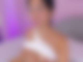 Live cam show with kosmic21 - Shredded on Camsoda