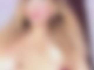 Live cam show with Kenay fox - Bedroom on madthumbs