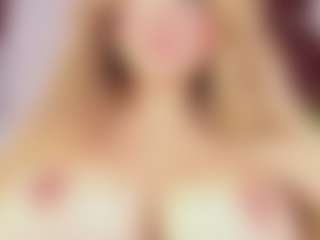 Live cam show with Kenay fox - Blonde Hair Petite on Camsoda Late Night