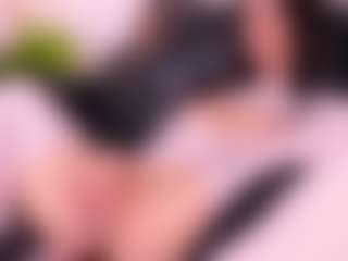 Live cam show with MicheleBrooks - Red Hair on livesuperchat.net