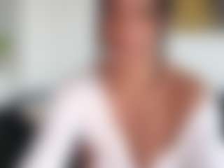 Live cam show with pizzababe22 - HD on Livezox
