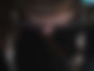 Live cam show with suddenlymaddy - Lean on Dare Cams