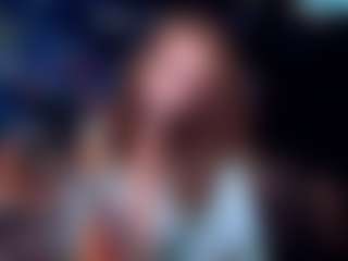 whosplayingwithfire MILF webcam performer live streaming