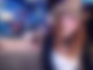 whosplayingwithfire MILF webcam performer live streaming