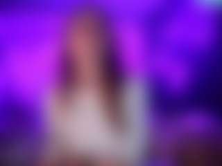whosplayingwithfire MILF webcam performer live streaming