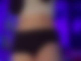 Live cam show with whosplayingwithfire - Mature on livesuperchat.net