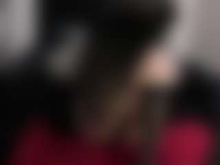 Live cam show with AmyAloqua - Facial Piercings on Milfs Live