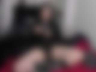 AmyAloqua MILF webcam performer live streaming