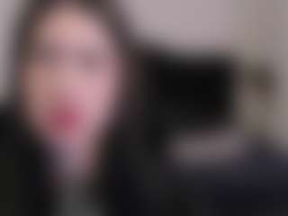 Live cam show with AmyAloqua - Skinny MILF on CSO-WL